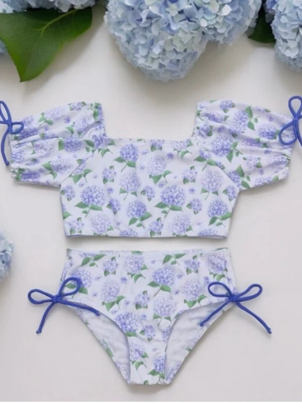 NWT Boutique Floral Puff-Sleeve Two-Piece Swim Set Swimsuit, Hydrangea Print
